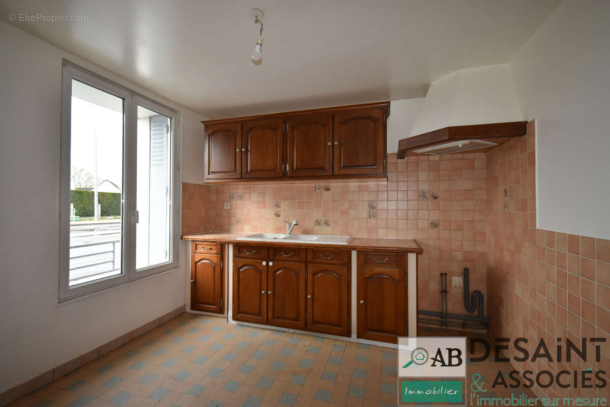 Appartement à MOUROUX