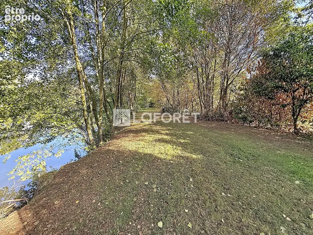 ÉTANG - GRAVIÈRE Viriat 20000m2 - photo 4