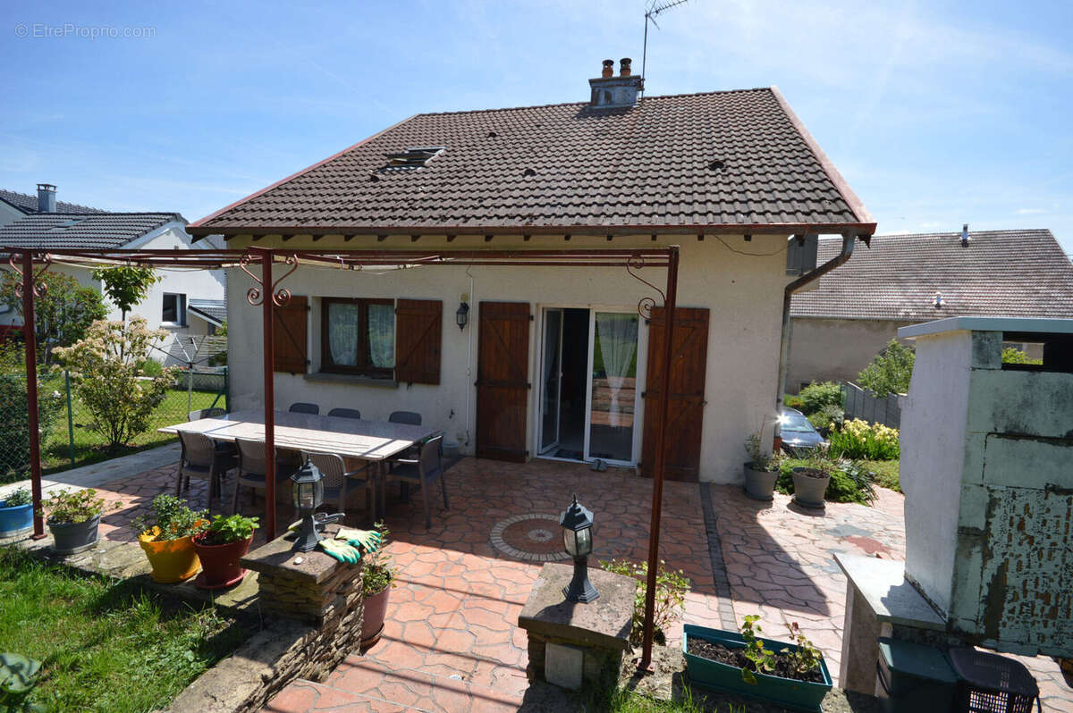 Photo 2 - Maison à ECOT