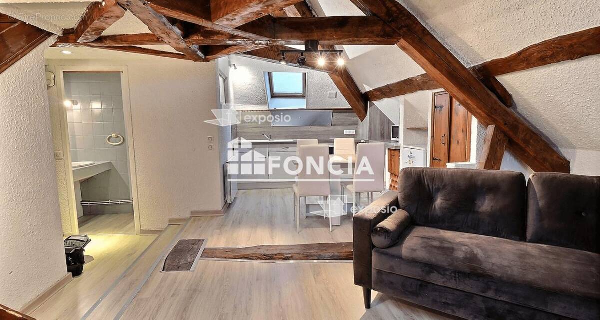 Appartement à CULOZ