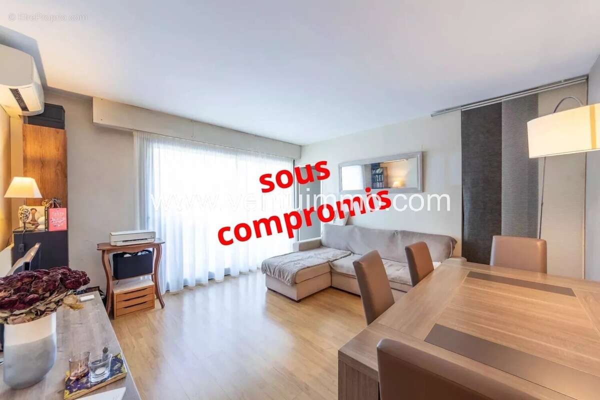 Appartement à LE CANNET