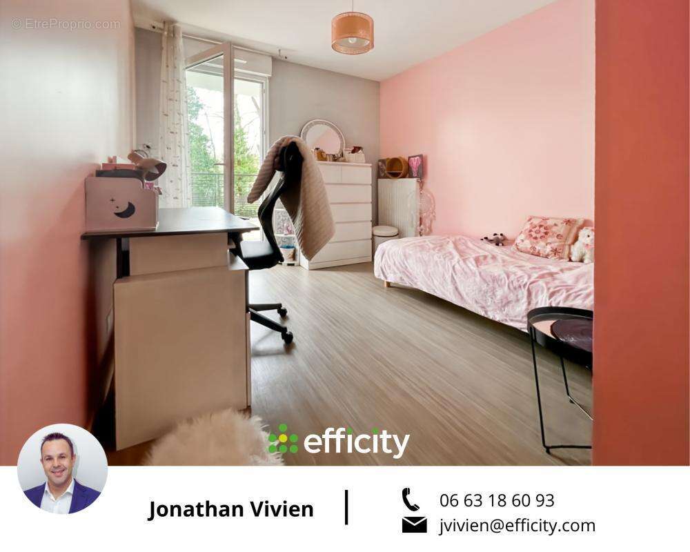 Appartement à BOUSSY-SAINT-ANTOINE