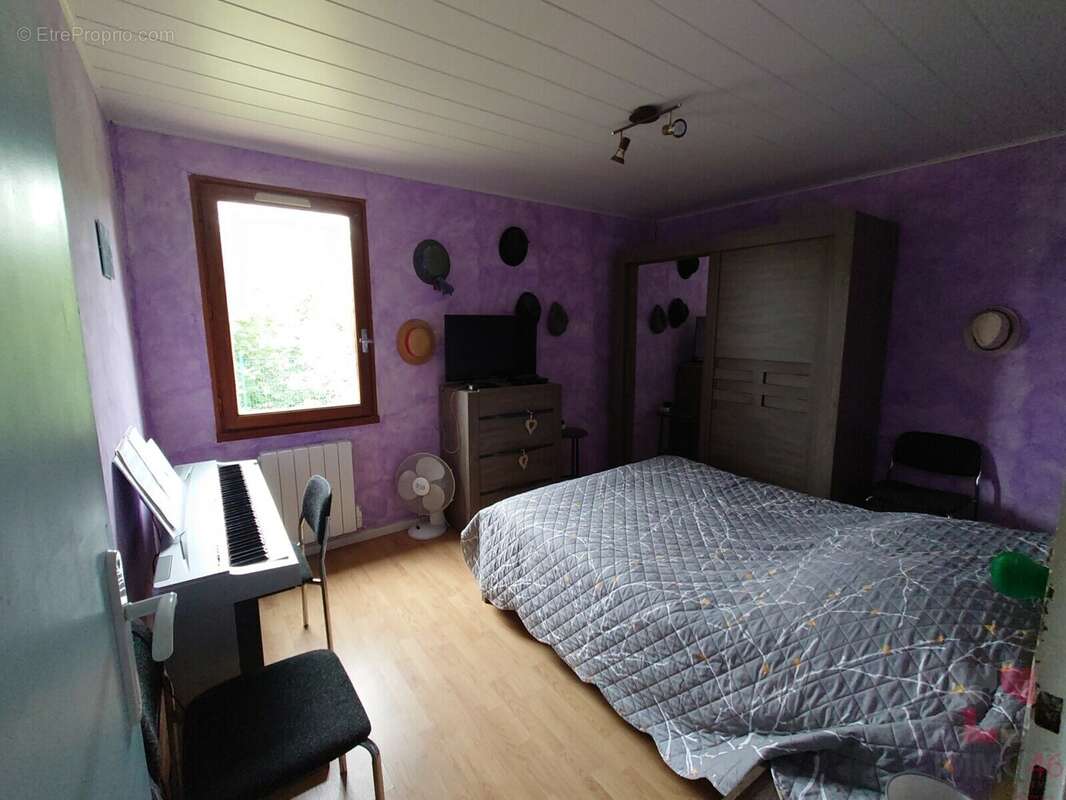 Maison à PUY-L&#039;EVEQUE