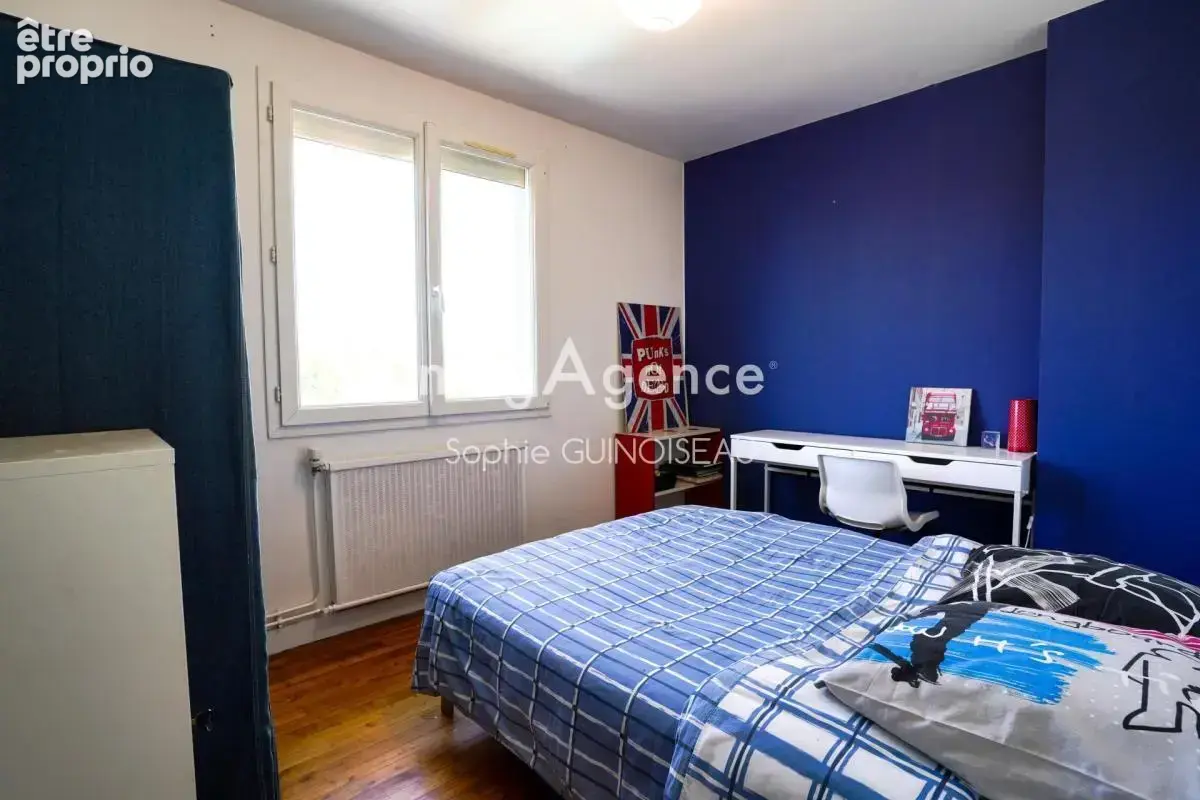 Cholet – maison familiale avec piscine, jardin et garage - photo 11