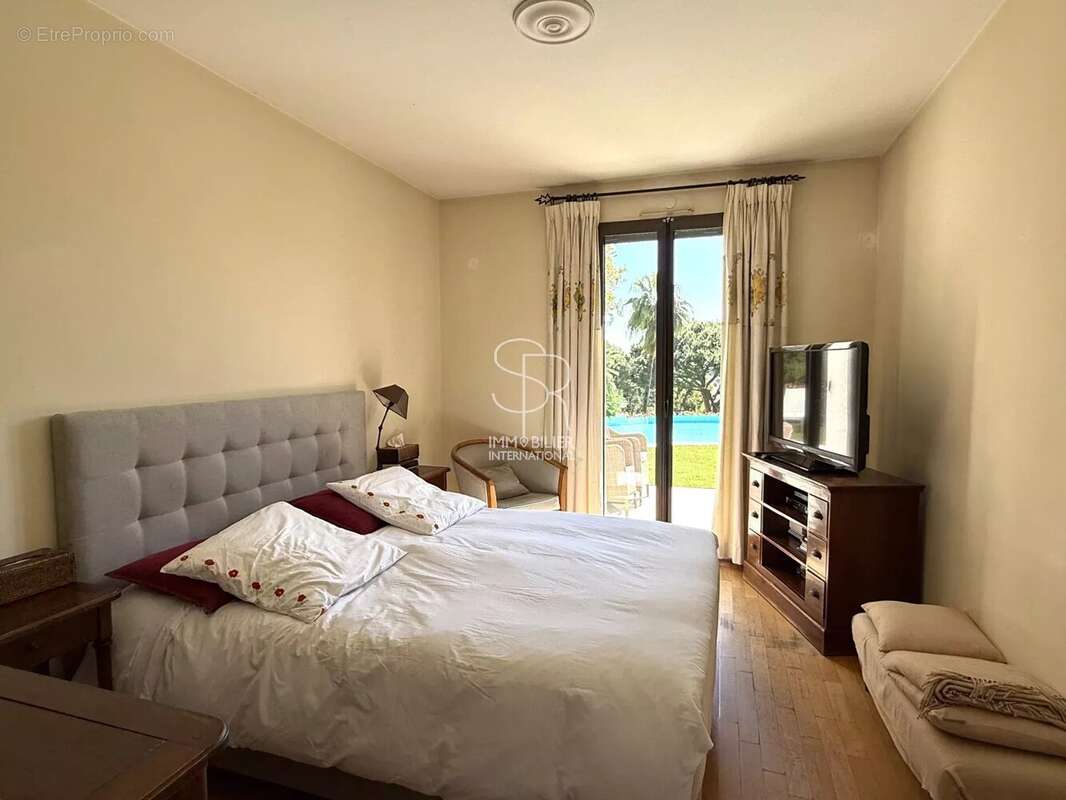 Maison à VILLENEUVE-LOUBET