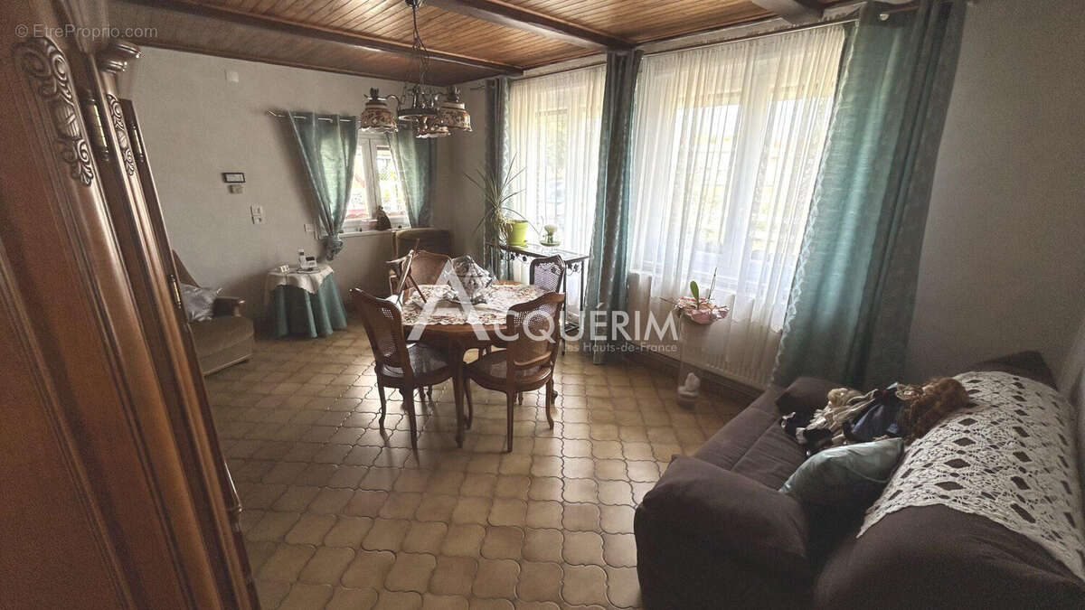 Maison 90 m² à Oignies  - photo 6