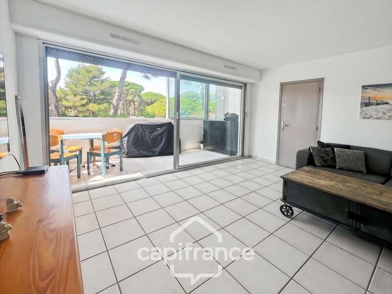 Appartement à HYERES
