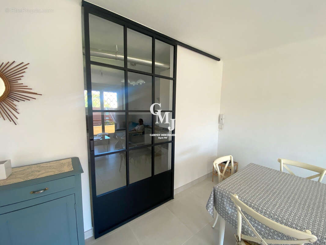 Appartement à SAINT-RAPHAEL