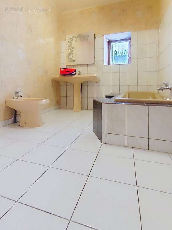 Photo 8 - Maison à CHAMBLEY-BUSSIERES