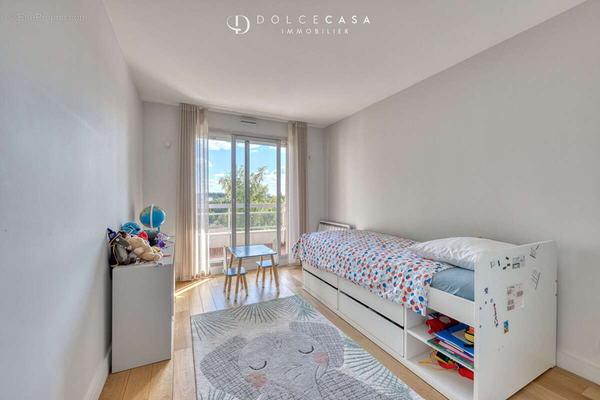 Appartement à NOGENT-SUR-MARNE