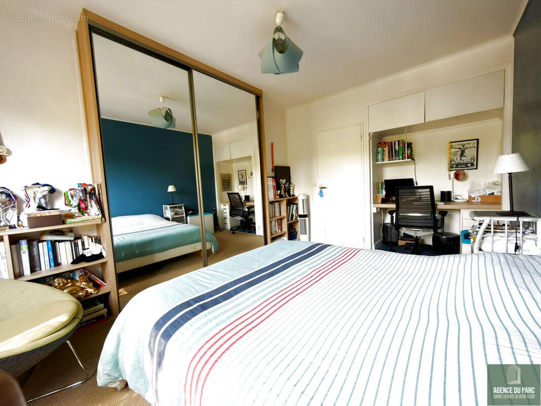 Appartement à VILLE-D'AVRAY