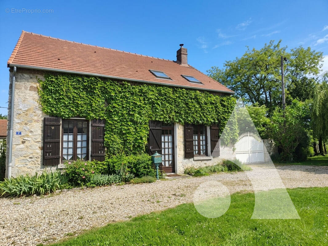 Maison à CREPY-EN-VALOIS