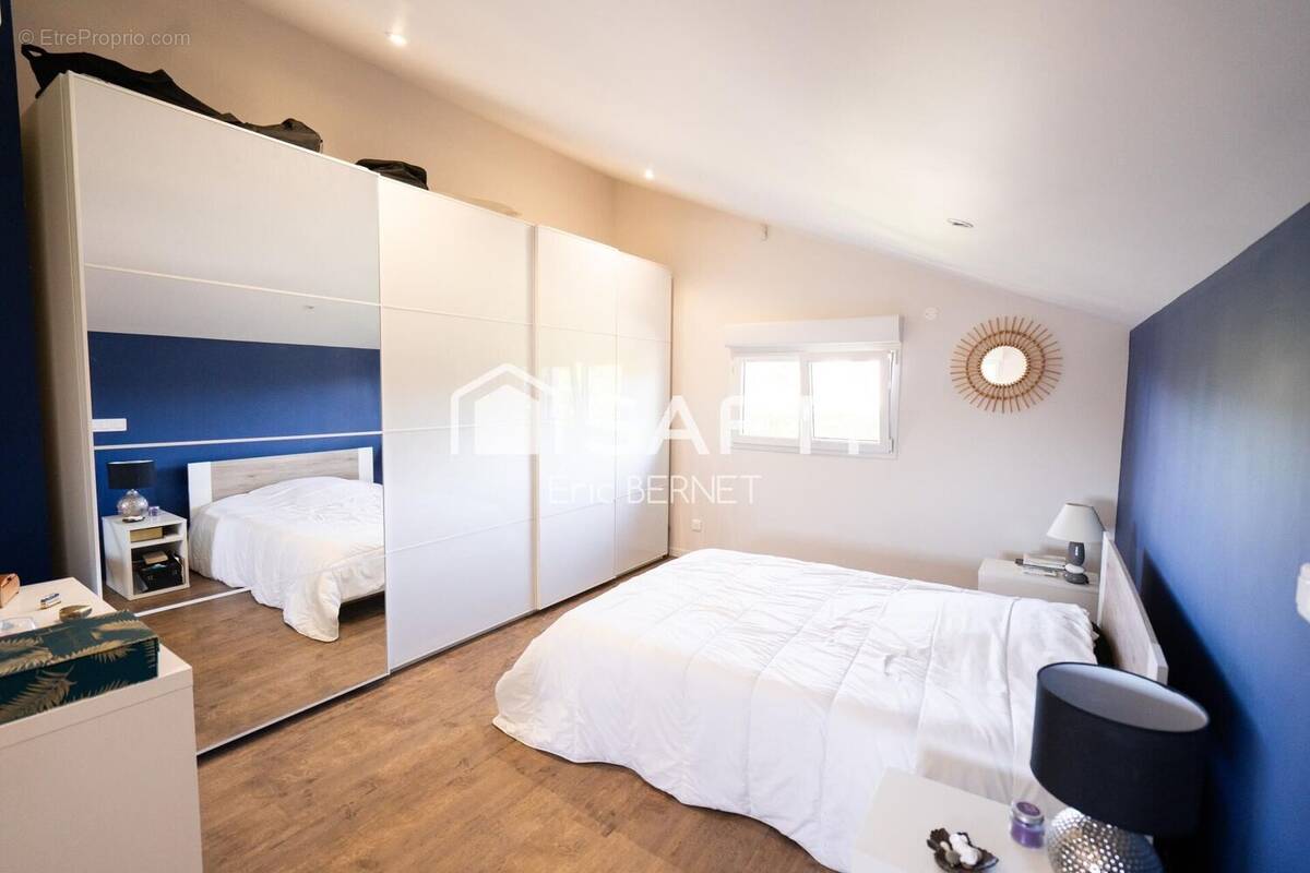 Photo 1 - Maison à GENAS