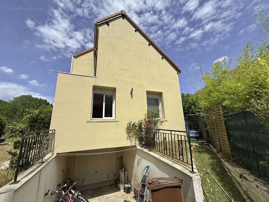 Maison Saint Cyr L Ecole 6 pièce(s) 153 m2 - photo 18