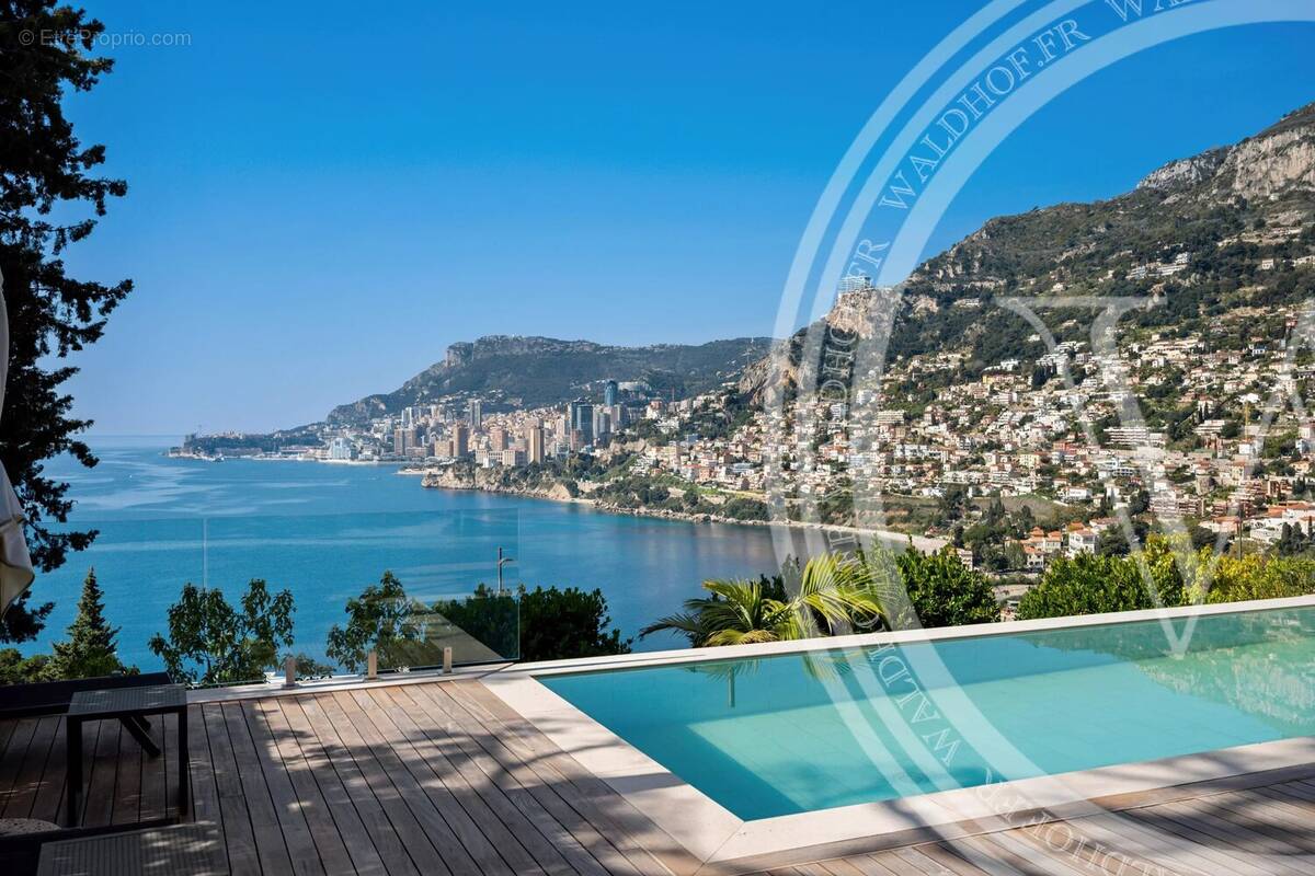 Maison à ROQUEBRUNE-CAP-MARTIN