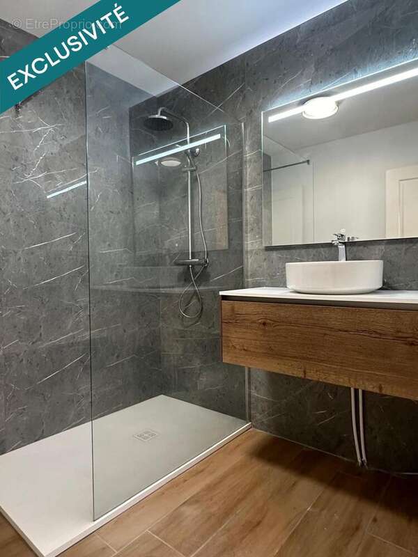 Photo 8 - Appartement à SAINT-RAPHAEL