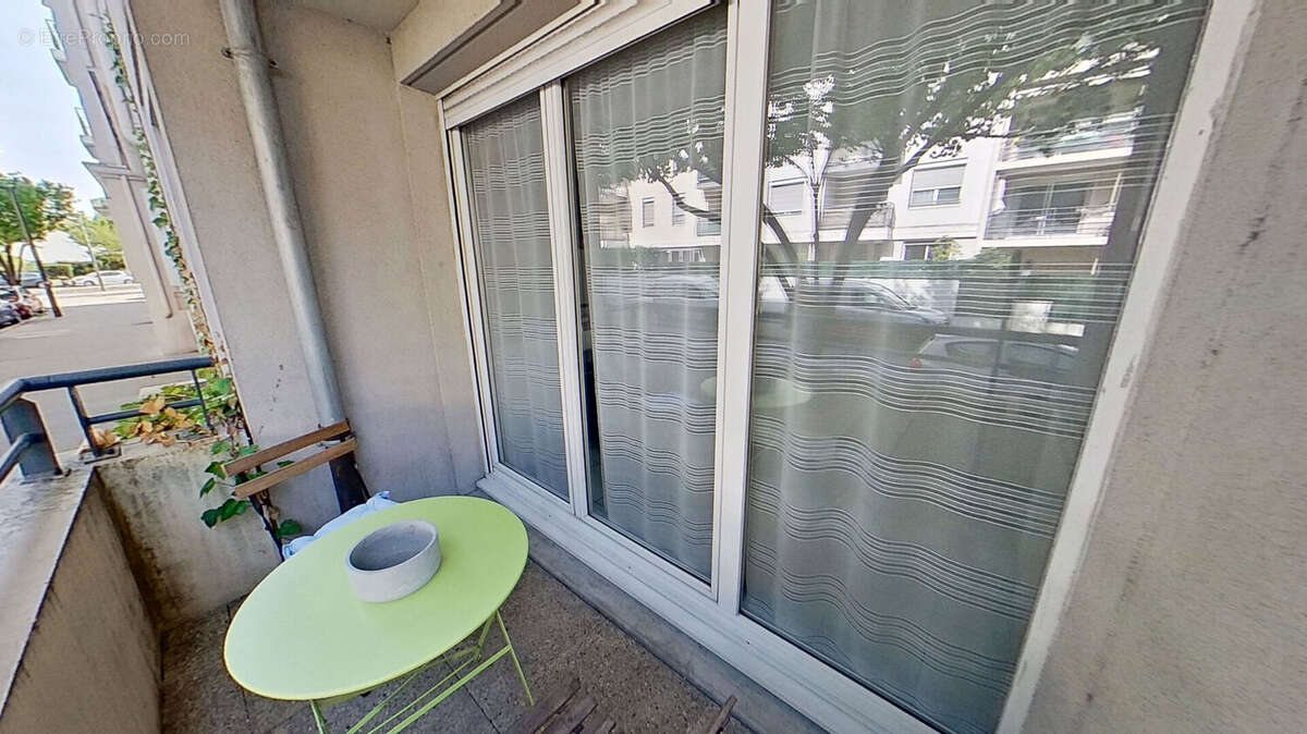 Appartement à LYON-8E