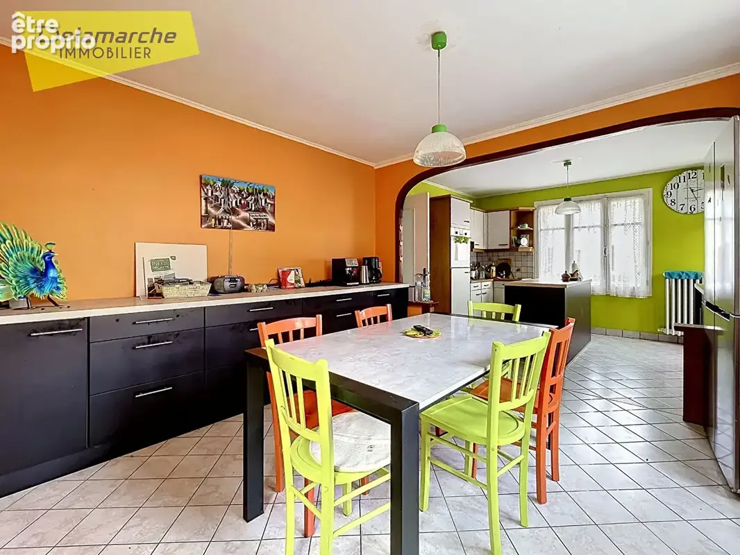 Maison - 4 chambres - Grand garage pour activité professionnelle - La Croix Avranchin - photo 3