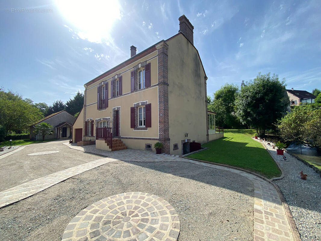 Maison à LA FERTE-BERNARD