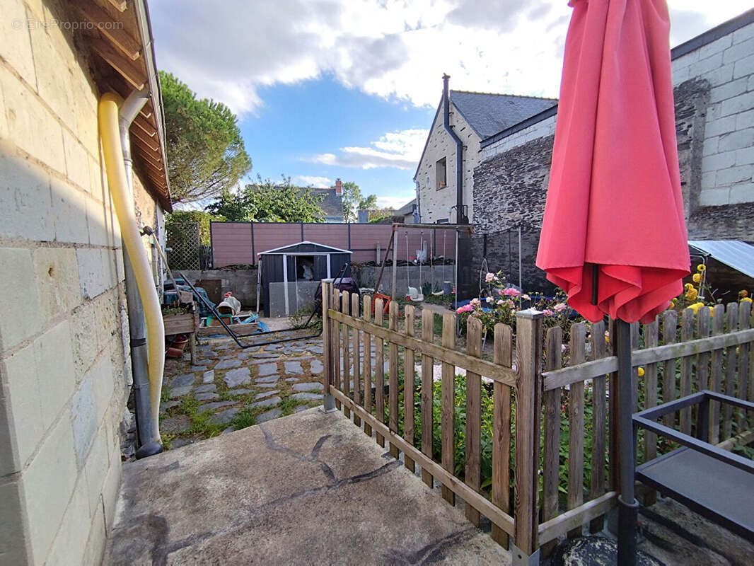 Maison à SAINT-MATHURIN-SUR-LOIRE