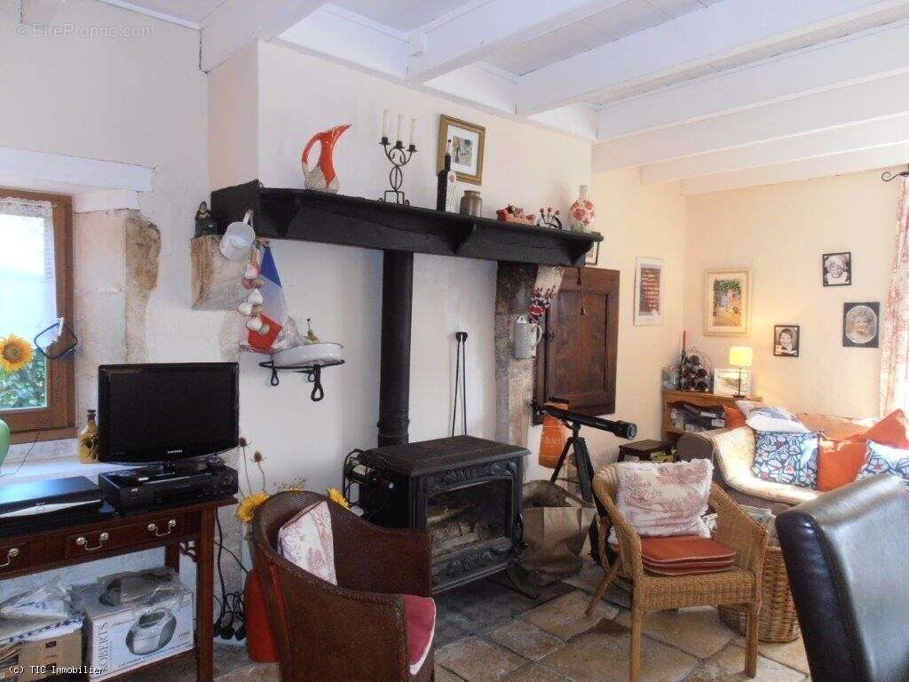 Maison à SAUZE-VAUSSAIS