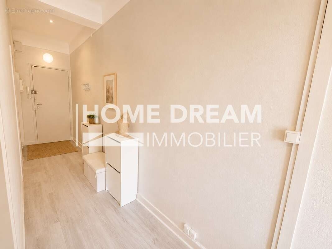 Appartement 56 m² à Toulon  - photo 4