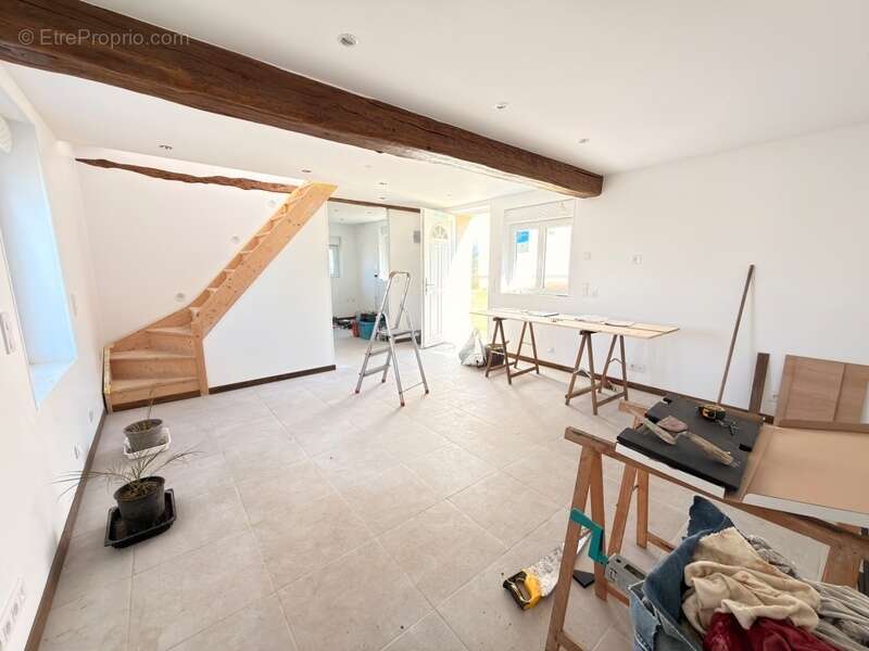 Maison à BREUIL-LE-SEC