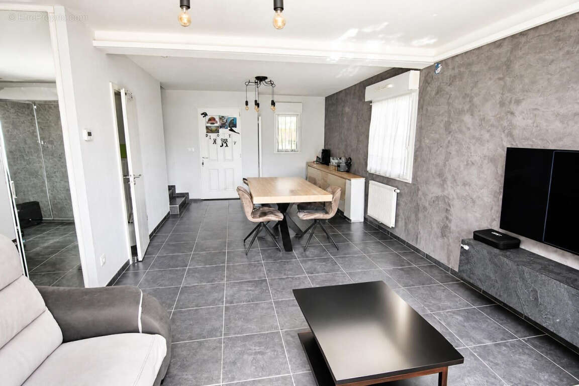 Maison 6 Pièces -105.35 m2- 57245 Jury - photo 5