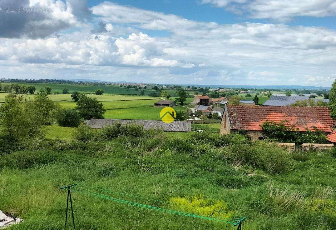 Maison à EVAUX-LES-BAINS