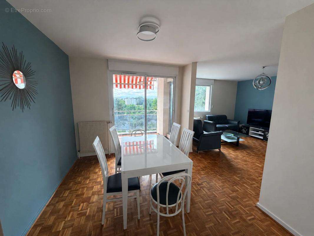 Appartement à CALUIRE-ET-CUIRE