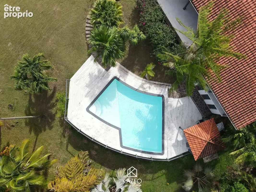 Maison 5 pièces 243 m² à vendre à Fort-De-France (97200) - photo 4