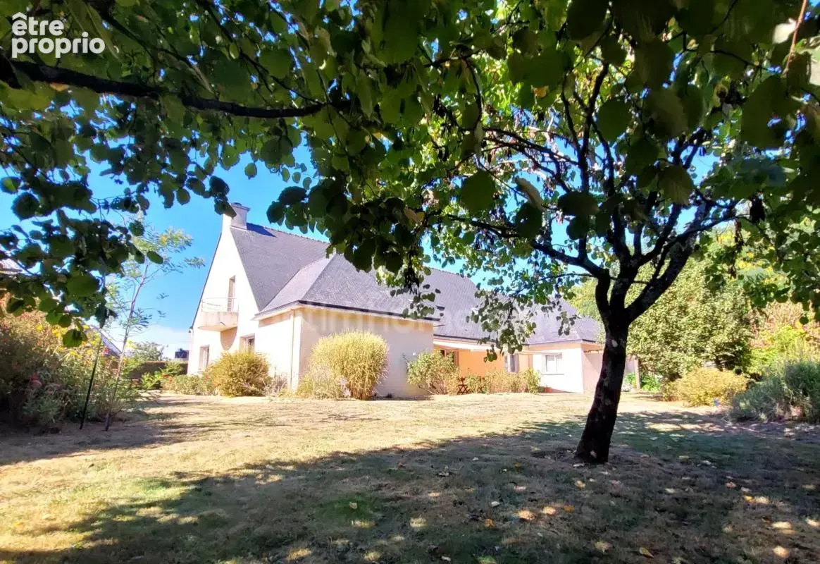 Maison à vendre 8 pièces SAINT AVE 56890 Morbihan Bretagne Sud - photo 5