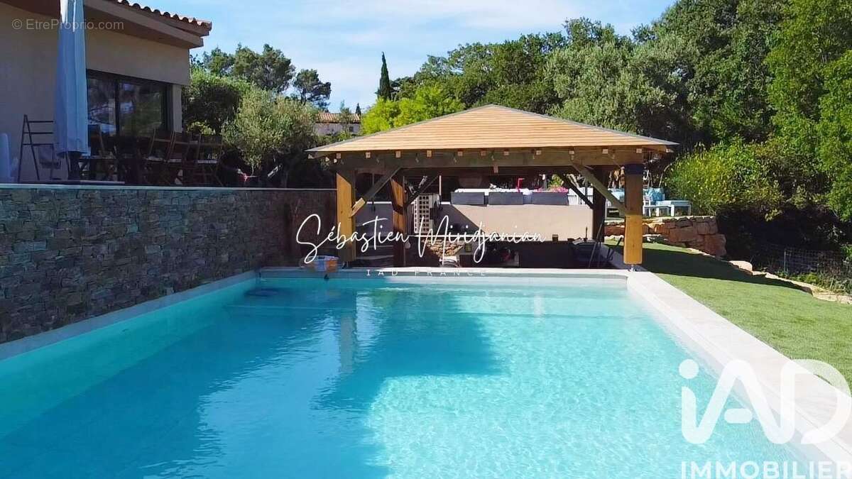 Photo 3 - Maison à SOLLIES-VILLE