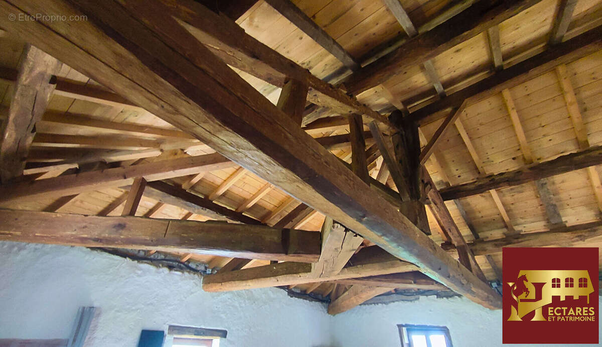 Maison à CHALAMONT