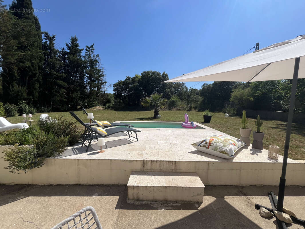PARIGNARGUES Villa de 135 m2 avec piscine sur terrain de 2700 m2 et hangar de 100 m2 - photo 18