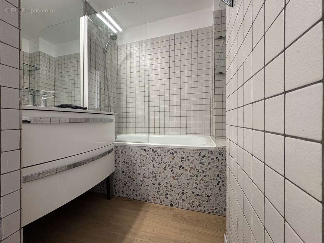 Appartement 41 m² à Hyeres  - photo 6