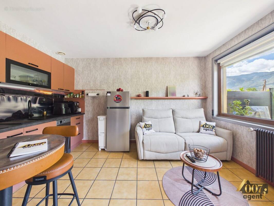 Appartement à ALBERTVILLE