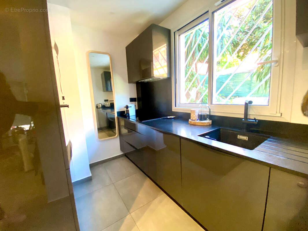 Appartement à LE CANNET