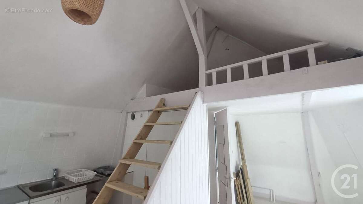 Autre à HELLEMMES-LILLE