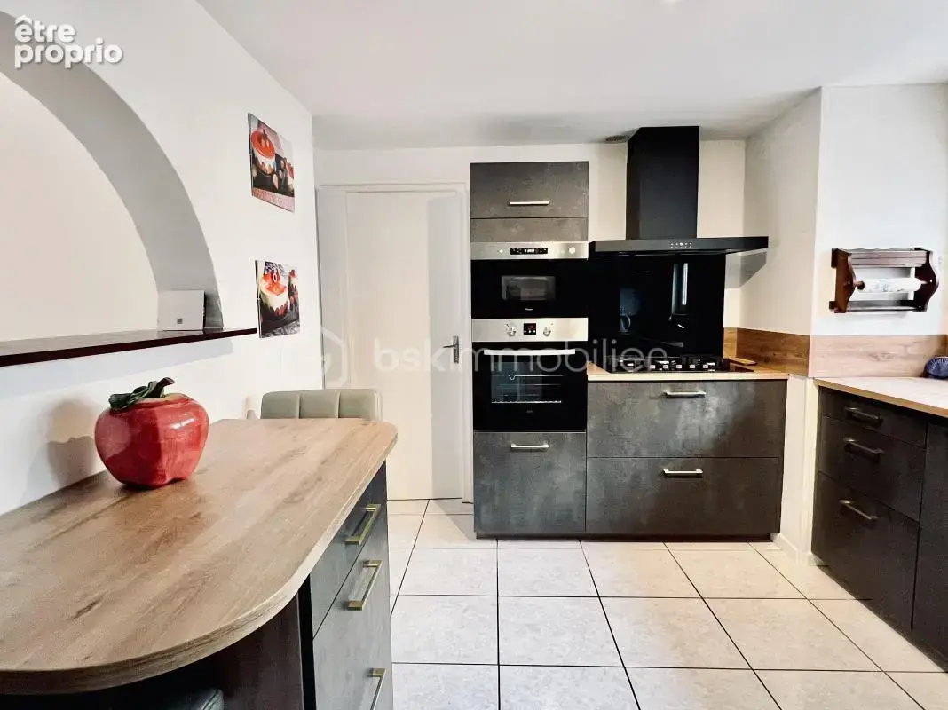 Jolie Maison avec Piscine refaite entièrement à neuf - photo 4