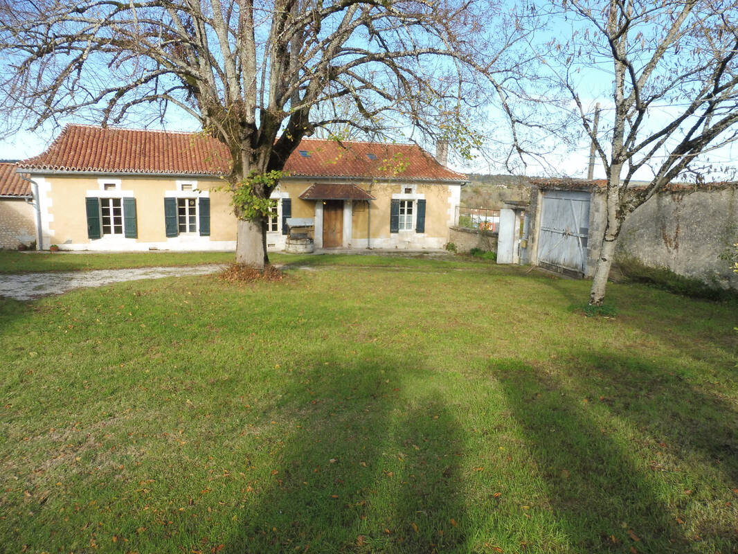 Riberac proche commerces, belle vue - photo 1
