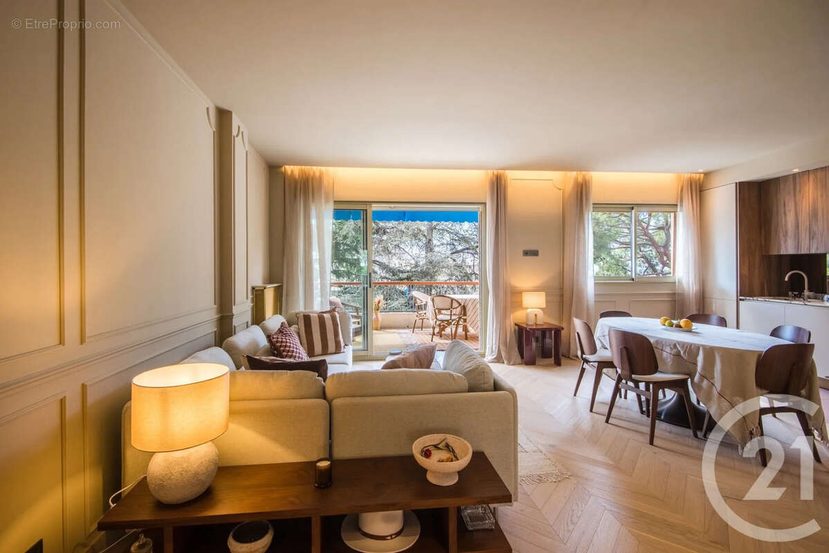 Appartement à NICE