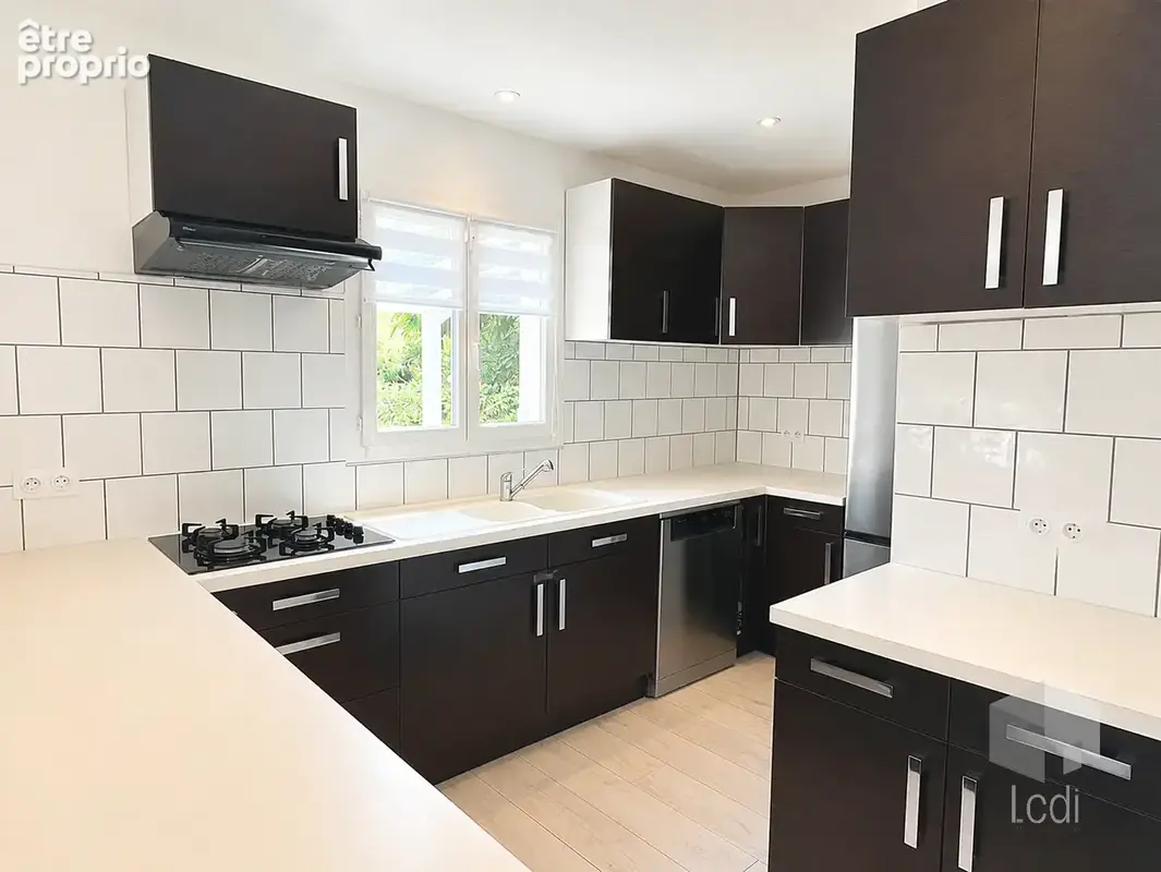 BONLIEU-SUR-ROUBION, maison de plain pied de 115 m2 - photo 5