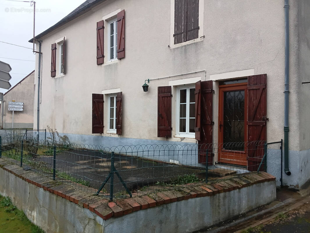 Maison à OUROUER-LES-BOURDELINS