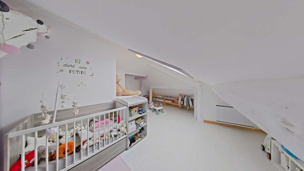 Maison à SAINTE-HELENE-SUR-ISERE