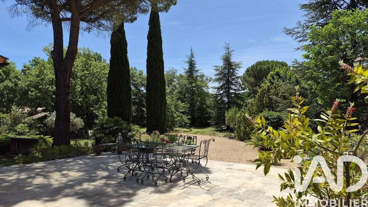 Photo 5 - Maison à REGUSSE