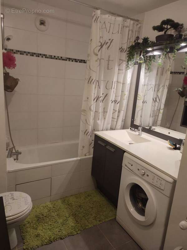 Appartement à LE PLESSIS-TREVISE