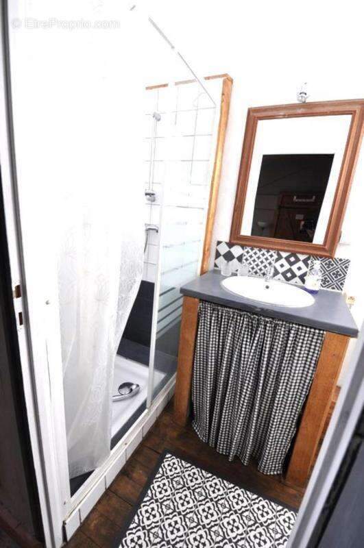 Maison à SAINT-SERNIN-SUR-RANCE