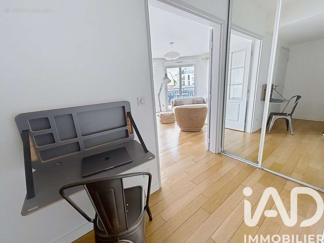 Photo 3 - Appartement à PUTEAUX