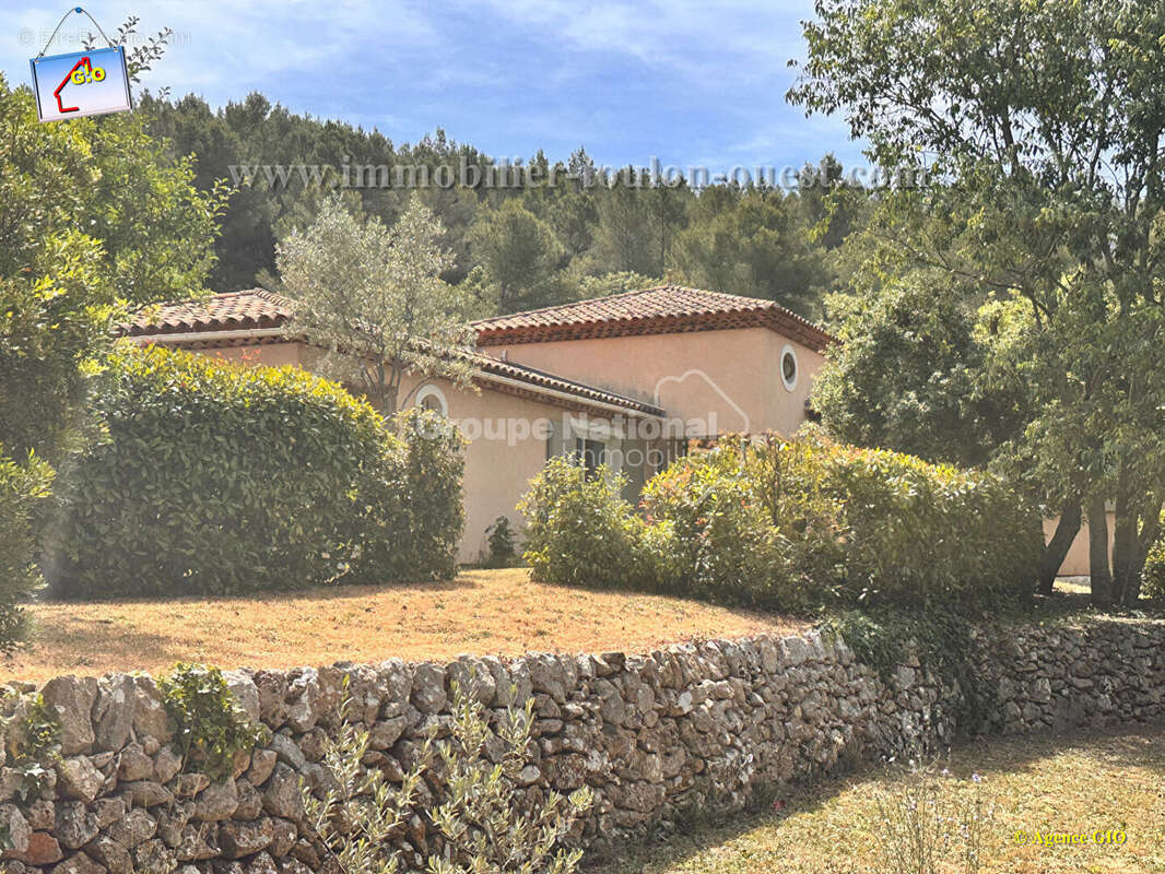 Maison à EVENOS